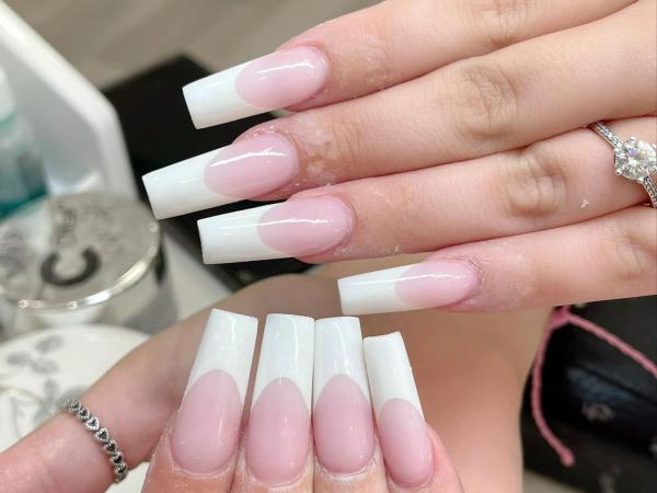 Nails 21
