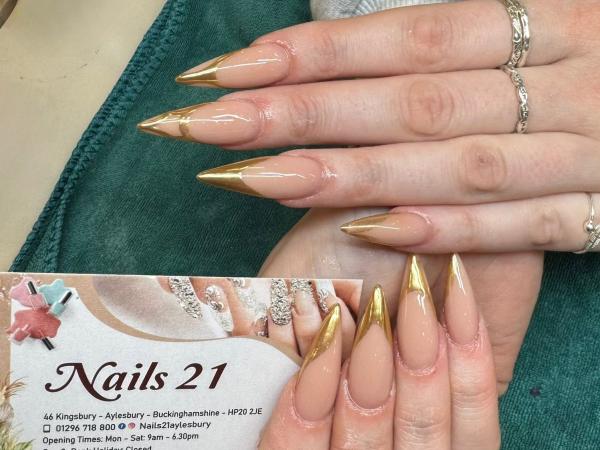 Nails 21
